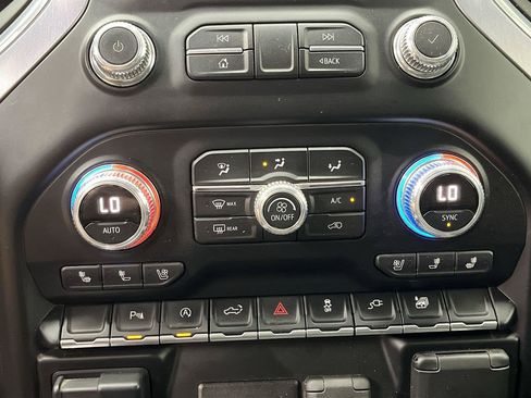 Used 2019 GMC Sierra 1500 SLT w/ SLT Convenience Package AWD/4WD image 22