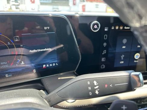 New 2026 Chevrolet Equinox LT w/ Convenience Package II FWD image 28
