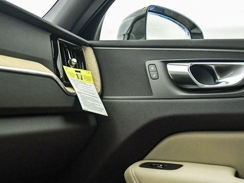 Certified 2026 Volvo XC60 B5 Plus w/ Protection Package Premier AWD/4WD image 28