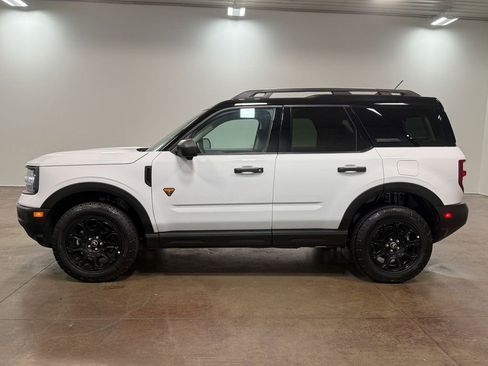 Used 2025 Ford Bronco Sport Badlands image 6