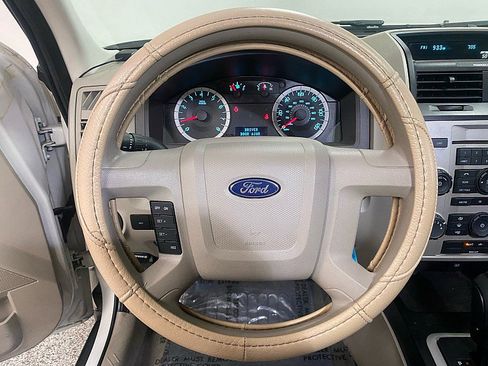 Used 2012 Ford Escape XLS image 17