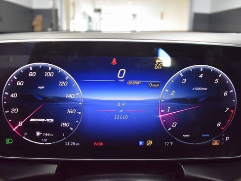 Used 2025 Mercedes-Benz GLC 43 AMG 4MATIC image 33