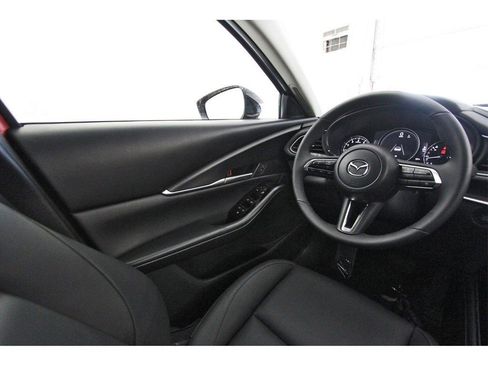 Certified 2025 MAZDA CX-30 AWD 2.5 S w/ Select Sport Pkg image 8