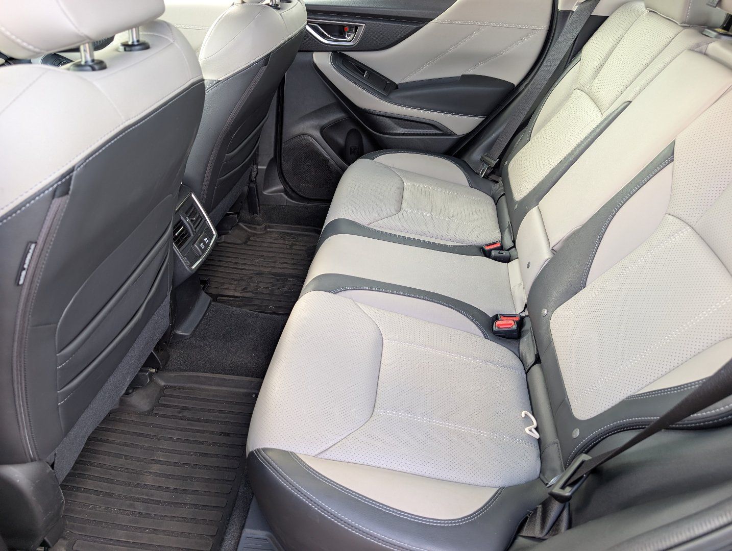Used 2023 Subaru Forester Limited AWD/4WD image 25