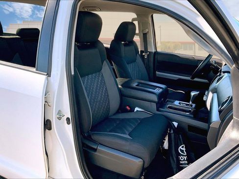 Used 2020 Toyota Tundra SR5 image 7