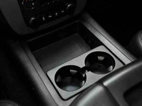 Used 2014 Chevrolet Silverado 2500 LTZ w/ LTZ Plus Package image 34