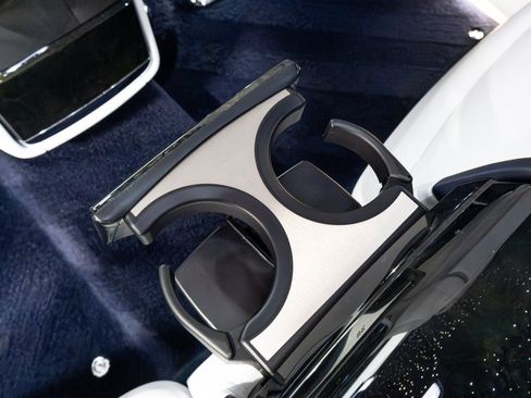 Used 2021 Rolls-Royce Phantom Sedan RWD image 39