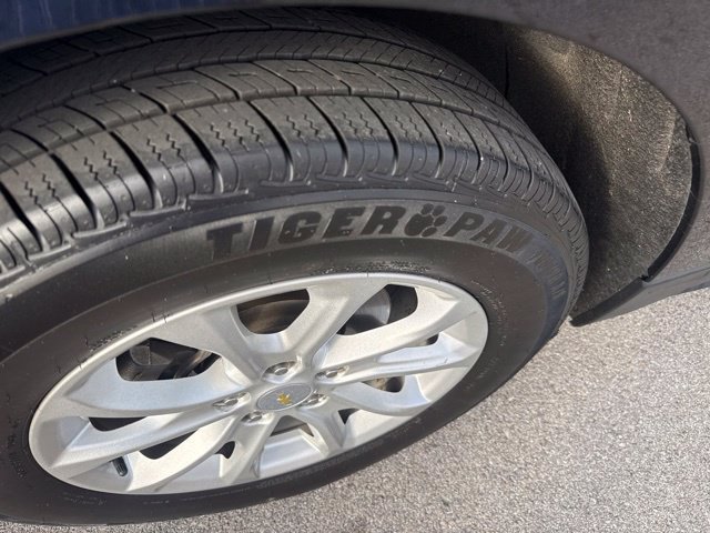 Used 2018 Chevrolet Equinox LT FWD image 10