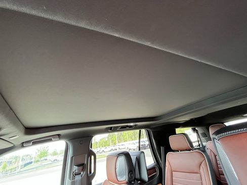 Used 2024 GMC Yukon Denali Ultimate image 25