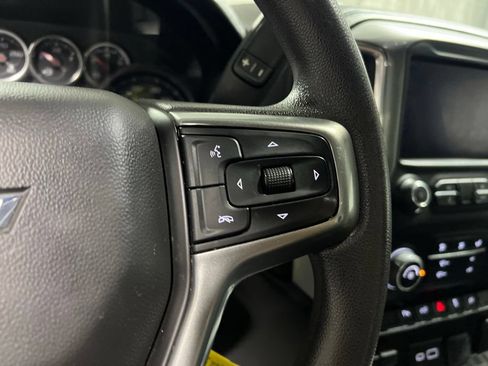 Used 2022 Chevrolet Silverado 2500 LT AWD/4WD image 30