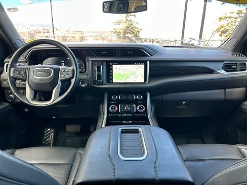 Used 2022 GMC Yukon Denali image 7