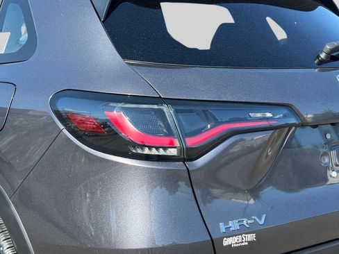 Certified 2024 Honda HR-V LX image 8