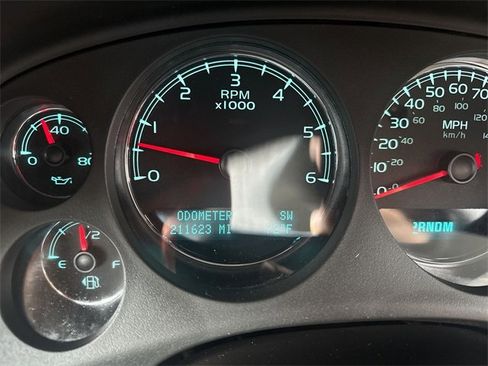 Used 2010 GMC Yukon XL SLT image 15