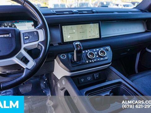 Used 2022 Land Rover Defender 110 SE AWD/4WD image 32