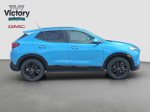 Used 2025 Buick Encore GX Sport Touring AWD/4WD image 18