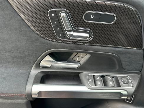 New 2026 Mercedes-Benz GLB 35 AMG 4MATIC image 10