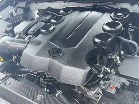 Used 2021 Toyota 4Runner SR5 Premium w/ Moonroof Package image 58