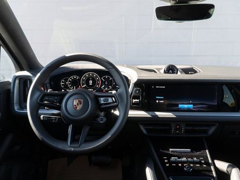 New 2026 Porsche Cayenne Coupe image 22