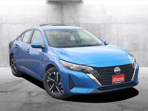 New 2025 Nissan Sentra SV image 2