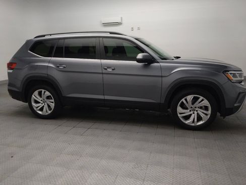 Used 2021 Volkswagen Atlas SE w/ Towing Package FWD image 11