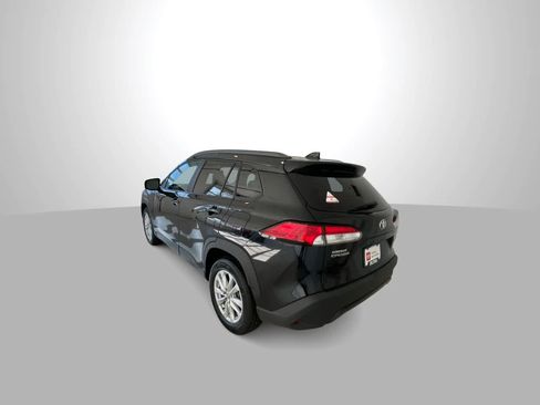 Used 2023 Toyota Corolla Cross LE w/ Moonroof Package AWD/4WD image 6