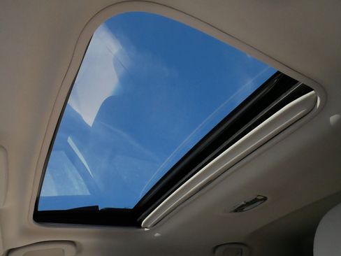 Used 2017 Subaru Outback 2.5i Limited w/ Popular Package #5 image 31