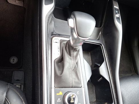 Used 2021 Kia Sorento S w/ Panoramic Sunroof Package image 18