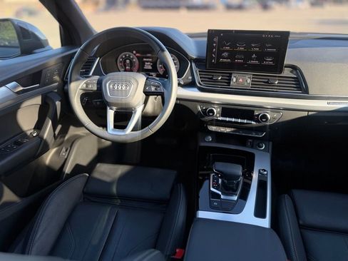 Used 2025 Audi Q5 2.0T Premium AWD/4WD image 11