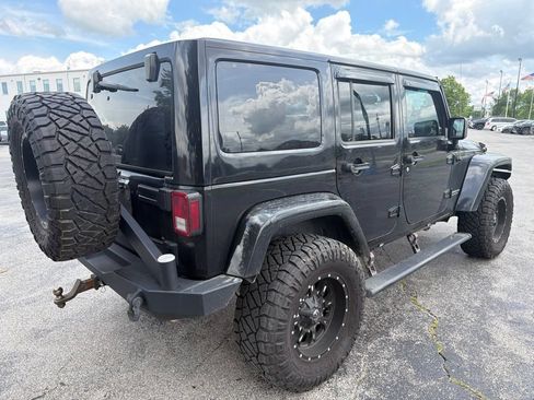 Used 2014 Jeep Wrangler Unlimited Rubicon w/ Connectivity Group AWD/4WD image 3