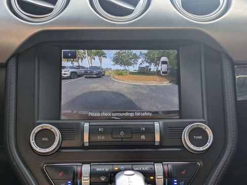 Used 2022 Ford Mustang Premium RWD image 18