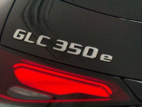 Certified 2025 Mercedes-Benz GLC 350e 4MATIC image 25