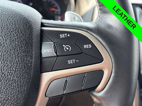 Used 2016 Jeep Grand Cherokee Limited AWD/4WD image 16