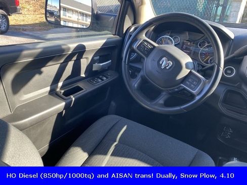 Used 2019 RAM 3500 Tradesman image 29