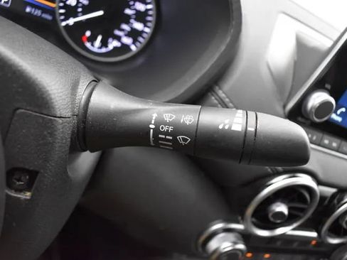 Used 2025 Nissan Sentra SV FWD image 25