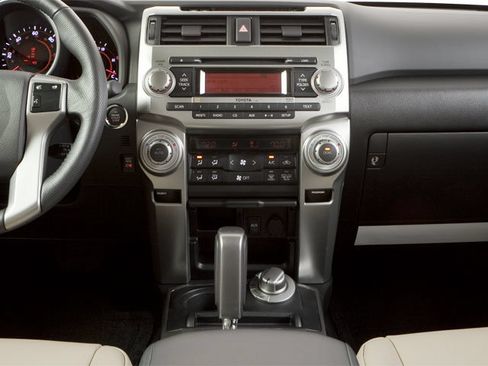 Used 2010 Toyota 4Runner SR5 AWD/4WD image 14