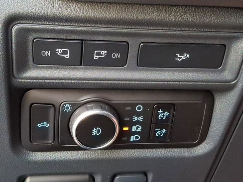 Used 2024 Ford F150 Lariat w/ FX4 Off-Road Package image 21