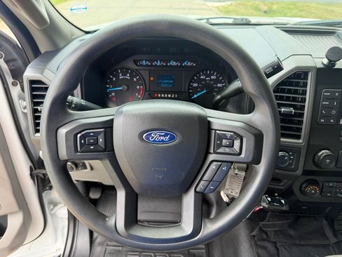 Used 2022 Ford F250 XL w/ Power Equipment Group AWD/4WD image 22
