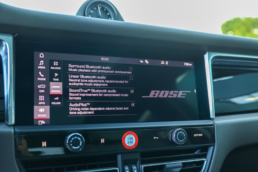Certified 2026 Porsche Macan AWD/4WD image 43