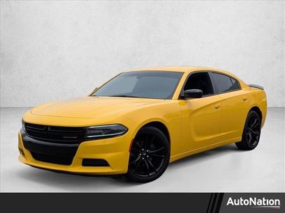 Used 2017 Dodge Charger SE w/ Blacktop Package