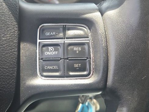 Used 2018 RAM 1500 Big Horn AWD/4WD image 35