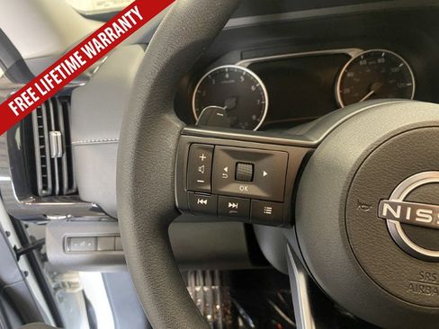 Used 2026 Nissan Pathfinder S AWD/4WD image 32