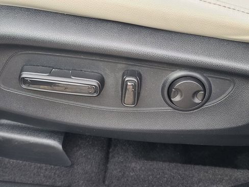 Used 2023 Honda CR-V EX-L image 12