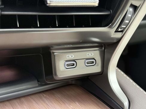 Used 2025 Lexus RX 450h Luxury w/ Convenience Package image 26