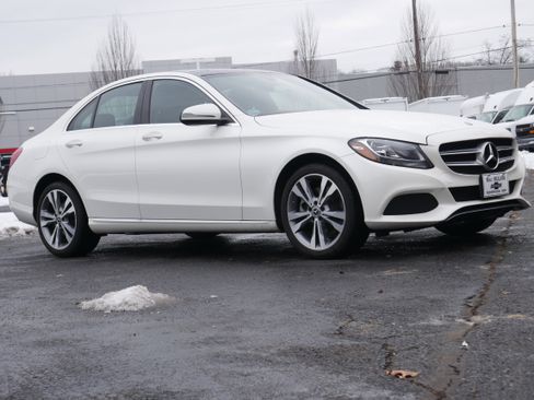 Used 2018 Mercedes-Benz C 300 4MATIC Sedan image 9
