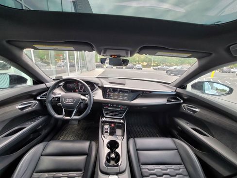 Used 2023 Audi e-tron GT Premium Plus w/ Performance Package AWD/4WD image 12