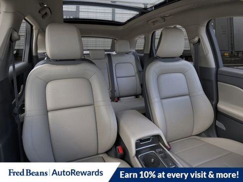 New 2026 Lincoln Corsair Premiere image 11