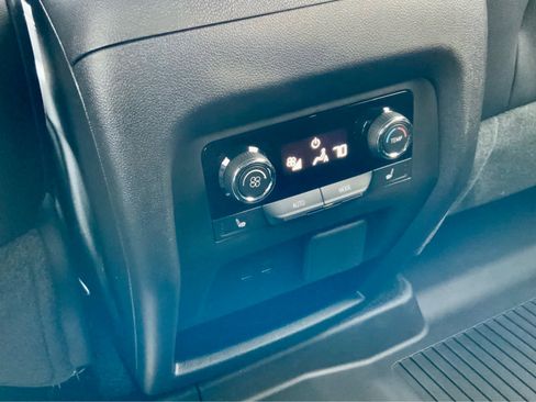 New 2026 Chevrolet Traverse High Country w/ LPO, Floor Liner Package image 57