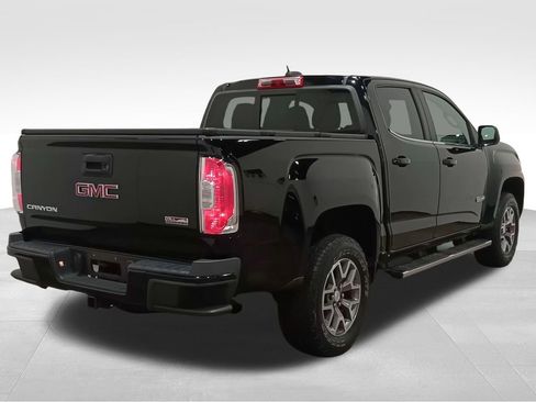 Used 2017 GMC Canyon SLE w/ All Terrain Package AWD/4WD image 3