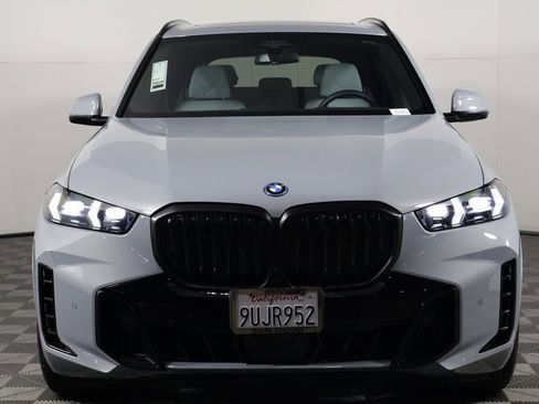 Used 2026 BMW X5 xDrive50e w/ Executive Package image 2