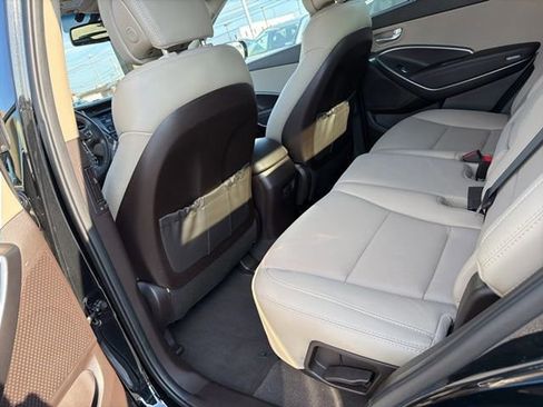 Used 2017 Hyundai Santa Fe Sport image 17